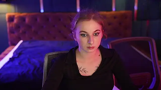 Snapshot of Inessa_Song chatting on 02.22.25 Inessa Song online show from 02.22.25