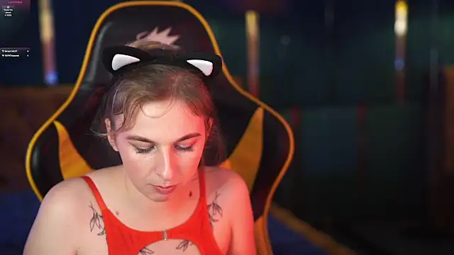 Snapshot of Inessa_Song chatting on 02.23.25 Inessa Song online show from 02.23.25