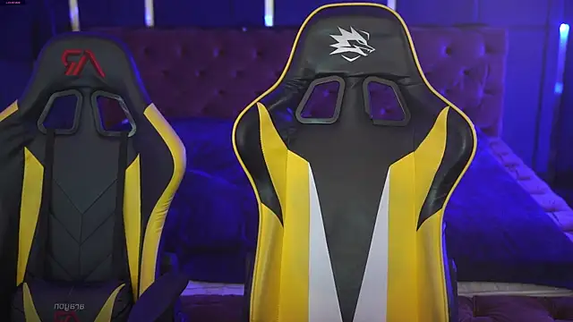 Snapshot of Inessa_Song chatting on 03.05.25 Inessa Song online show from 03.05.25