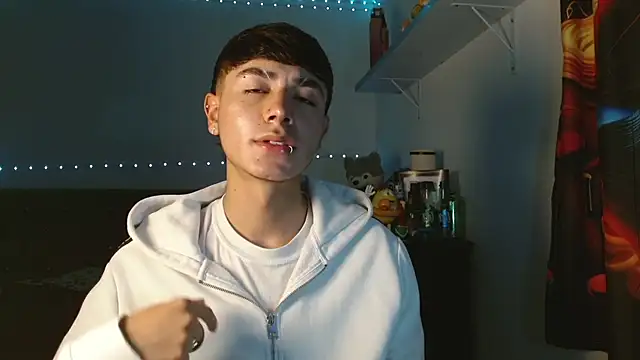 Snapshot of Im_juanda chatting on 12.27.24 Im juanda online show from 12.27.24