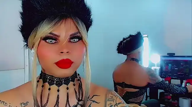 Snapshot of AdanKinng chatting on 12.30.24 AdanKinng online show from 12.30.24