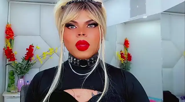 Snapshot of AdanKinng chatting on 03.09.25 AdanKinng online show from 03.09.25