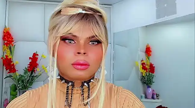 Snapshot of AdanKinng chatting on 03.10.25 AdanKinng online show from 03.10.25