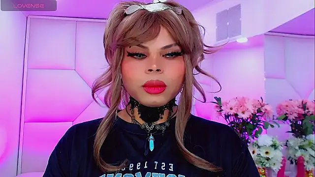 Snapshot of AdanKinng chatting on 09.26.25 AdanKinng online show from 09.26.25