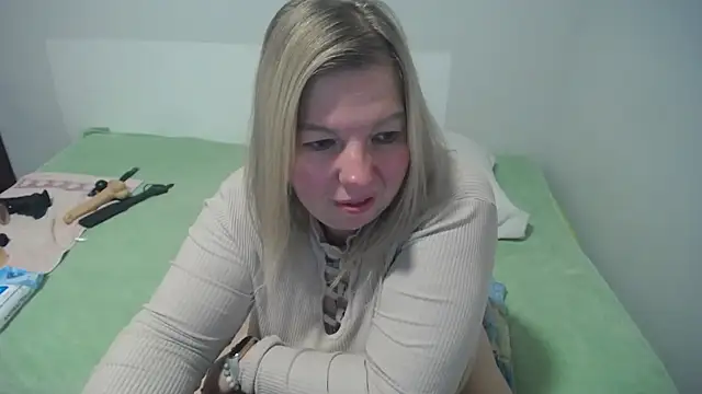 Snapshot of MARGARET_gem chatting on 03.01.25 MARGARET gem online show from 03.01.25