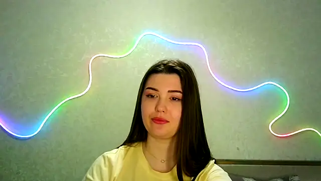Snapshot of SeductiveTati chatting on 03.25.26 SeductiveTati online show from 03.25.26