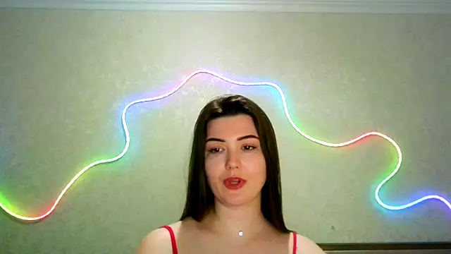 Snapshot of SeductiveTati chatting on 04.11.26 SeductiveTati online show from 04.11.26