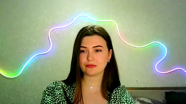 Snapshot of SeductiveTati chatting on 04.11.26 SeductiveTati online show from 04.11.26