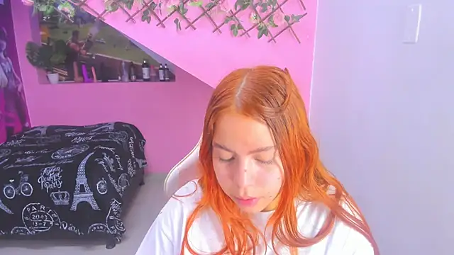 Snapshot of marcellaa303av chatting on 01.29.25 marcellaa303av online show from 01.29.25