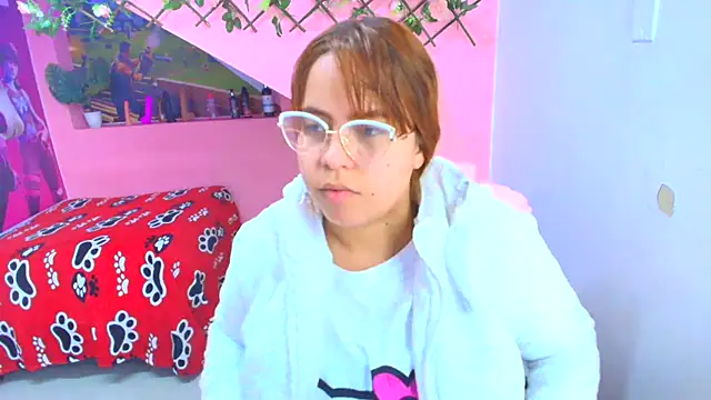 Snapshot of marcellaa303av chatting on 03.21.25 marcellaa303av online show from 03.21.25