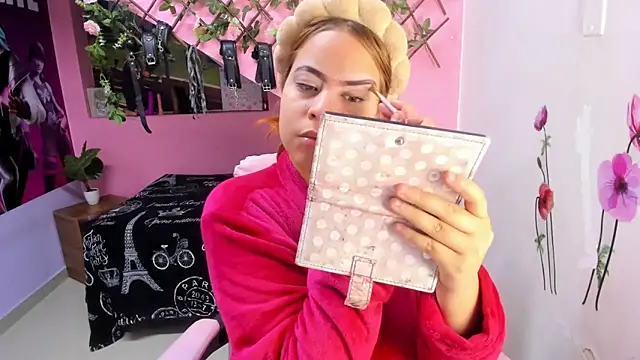 Snapshot of marcellaa303av chatting on 09.30.25 marcellaa303av online show from 09.30.25