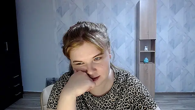 Melina Hot9 online show from 09.20.25