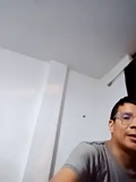 PequeArely online show from 12.30.24