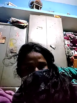 Snapshot of dhararni chatting on 06.28.26 dhararni online show from 06.28.26