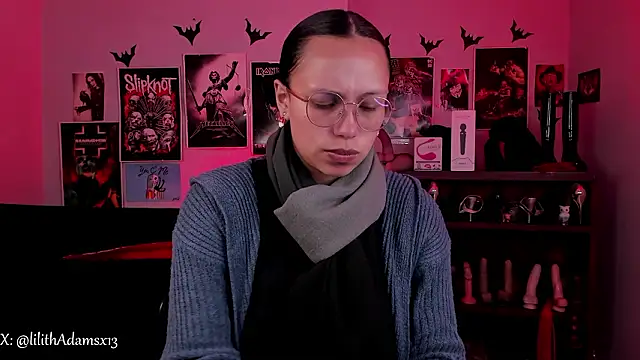 Snapshot of lilith-deveraux chatting on 03.17.26 lilith-deveraux online show from 03.17.26