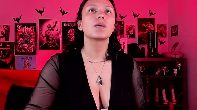 Snapshot of lilith-deveraux chatting on 04.15.26 lilith-deveraux online show from 04.15.26