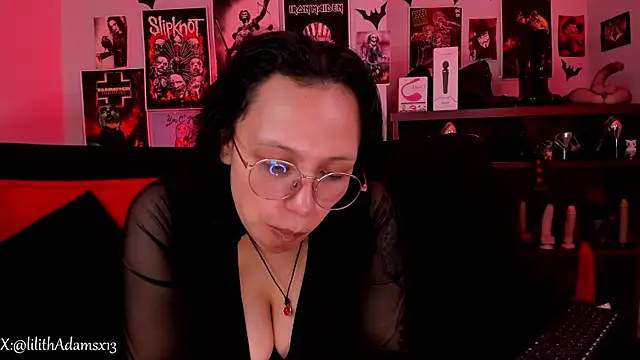 lilith-deveraux online show from 04.23.26