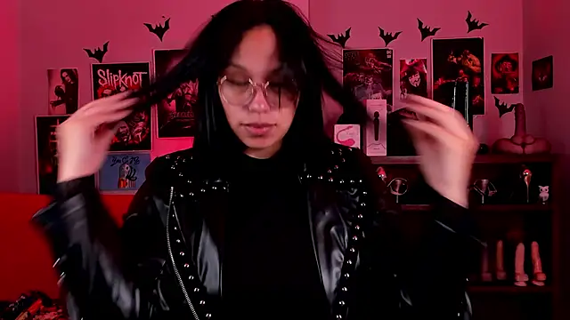 lilith-deveraux online show from 04.24.26