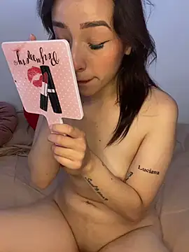 Snapshot of LianaRivera chatting on 01.02.25 LianaRivera online show from 01.02.25