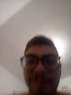 Snapshot of Edwardsky000 chatting on 12.04.24 Edwardsky000 online show from 12.04.24