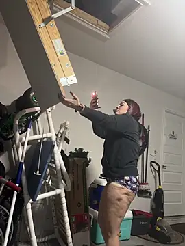 Snapshot of DatBishYouMiss chatting on 01.25.25 DatBishYouMiss online show from 01.25.25