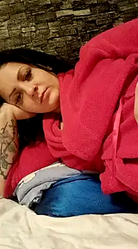 Snapshot of kinguscicus chatting on 12.18.24 kinguscicus online show from 12.18.24