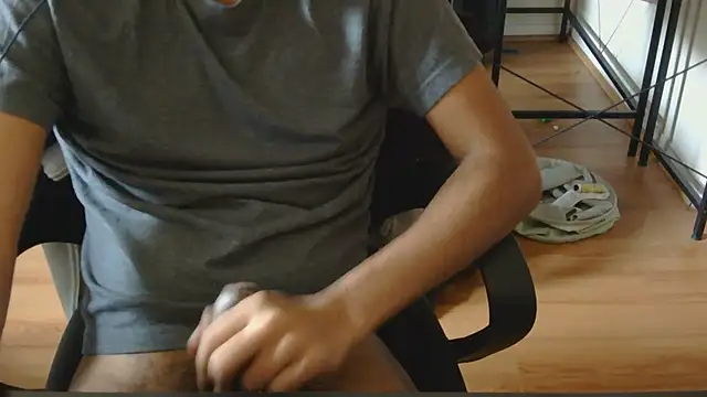 Snapshot of davidevans0989 chatting on 07.19.26 davidevans0989 online show from 07.19.26