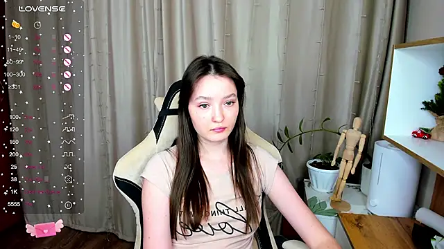 Snapshot of Fairyy_Moon chatting on 01.13.25 Fairyy Moon online show from 01.13.25