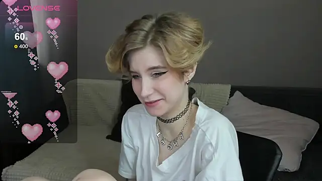 Snapshot of Angel_Jules chatting on 02.21.25 Angel Jules online show from 02.21.25