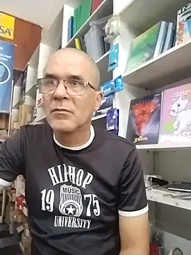Snapshot of barboza991 chatting on 04.13.26 barboza991 online show from 04.13.26