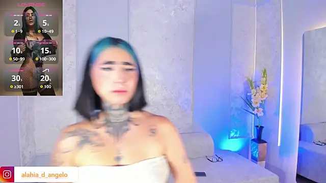 Alahia Dangelo online show from 07.25.26