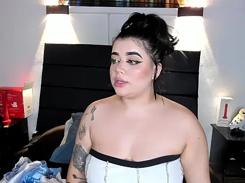 Snapshot of _ValeryStone_ chatting on 02.03.25 ValeryStone online show from 02.03.25