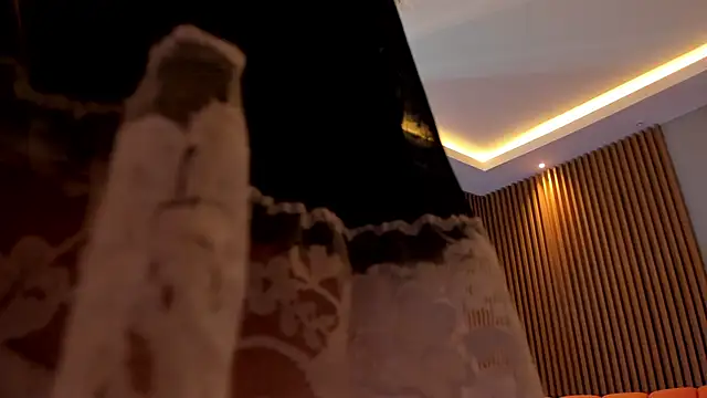 Eilin clio online show from 02.20.25