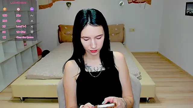 Snapshot of KarolinaBlacks chatting on 01.18.25 KarolinaBlacks online show from 01.18.25