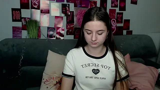 MilanaRoza online show from 09.13.25