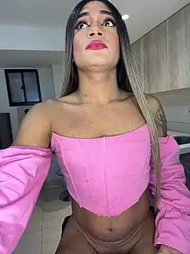 Snapshot of selfsuck_trans chatting on 12.06.24 selfsuck trans online show from 12.06.24