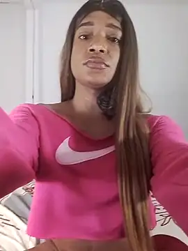 Snapshot of selfsuck_trans chatting on 10.09.25 selfsuck trans online show from 10.09.25