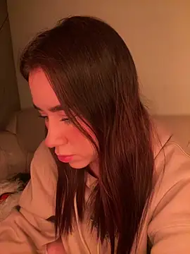 Im Valen Cute online show from 05.17.26