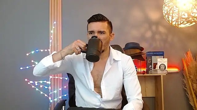 Reiko 85  online show from 02.26.26