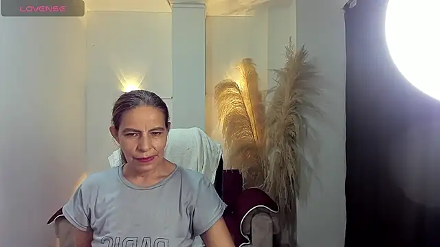 Milf karlye online show from 06.06.26