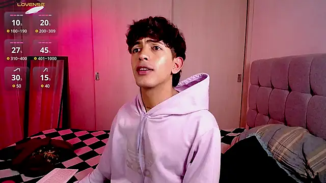 Snapshot of teobowny_ chatting on 01.06.25 teobowny online show from 01.06.25