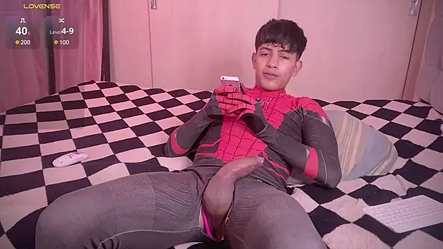 Snapshot of teobowny_ chatting on 03.16.25 teobowny online show from 03.16.25