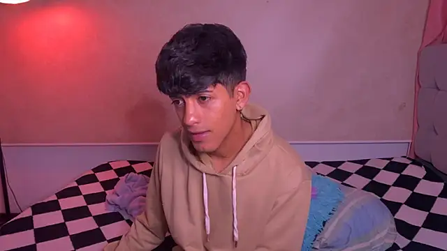 Snapshot of teobowny_ chatting on 10.12.25 teobowny online show from 10.12.25