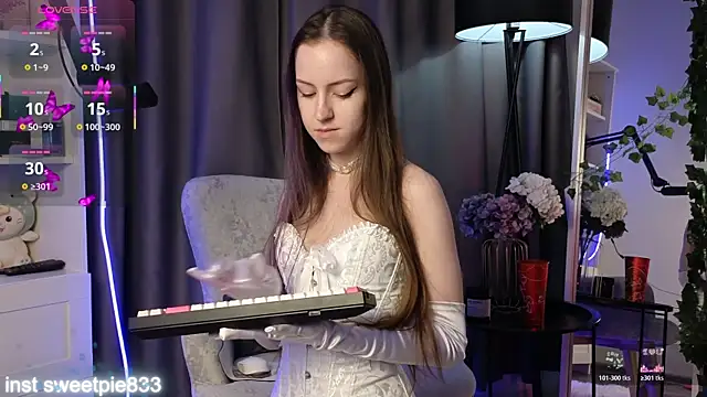 Anal Girl  online show from 04.08.26