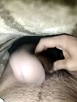 Snapshot of nidansohib1230 chatting on 12.08.24 nidansohib1230 online show from 12.08.24