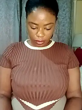 Luciouslips00 online show from 11.17.25