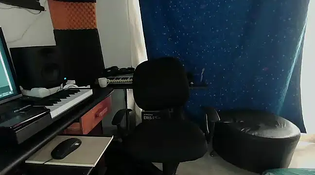 Snapshot of patrik_tattoo_ chatting on 01.22.25 patrik tattoo online show from 01.22.25