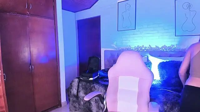 Kitty Pam online show from 04.17.26