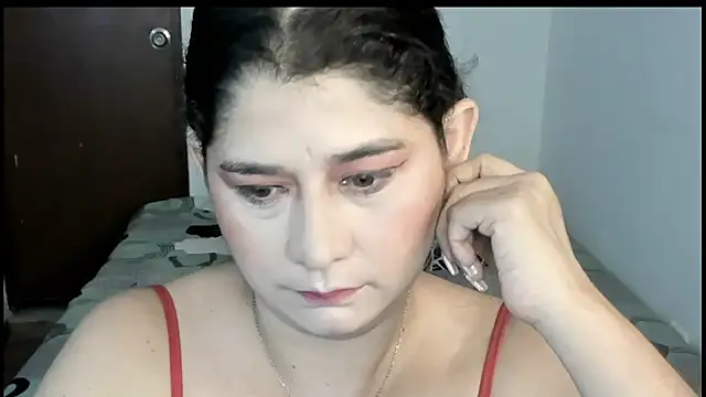 alinabozz1 online show from 07.12.26