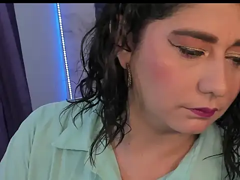 alinabozz1 online show from 07.18.26